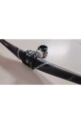 Kit Guidão / Mesa Raceface Aeffct 35 - Usado